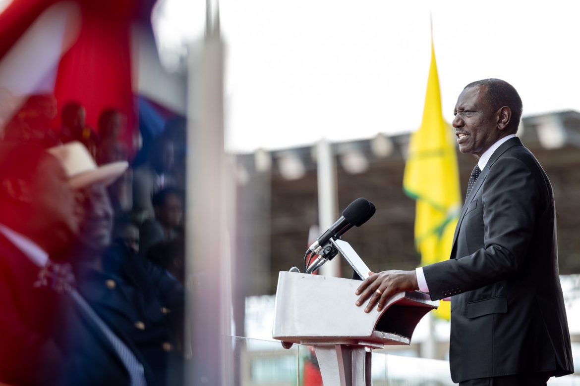 438658588_1028053738675899_7590834800908681564_n Pres Ruto delivers a keynote speech